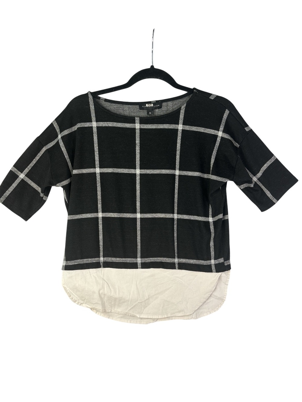 Slate & Willow Black Windowpane Knit Short Sleeve Top with White Layered Hem